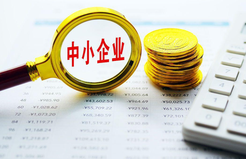 从亮度到刷新率：LED显示屏核心参数对户外广告效果的影响分析